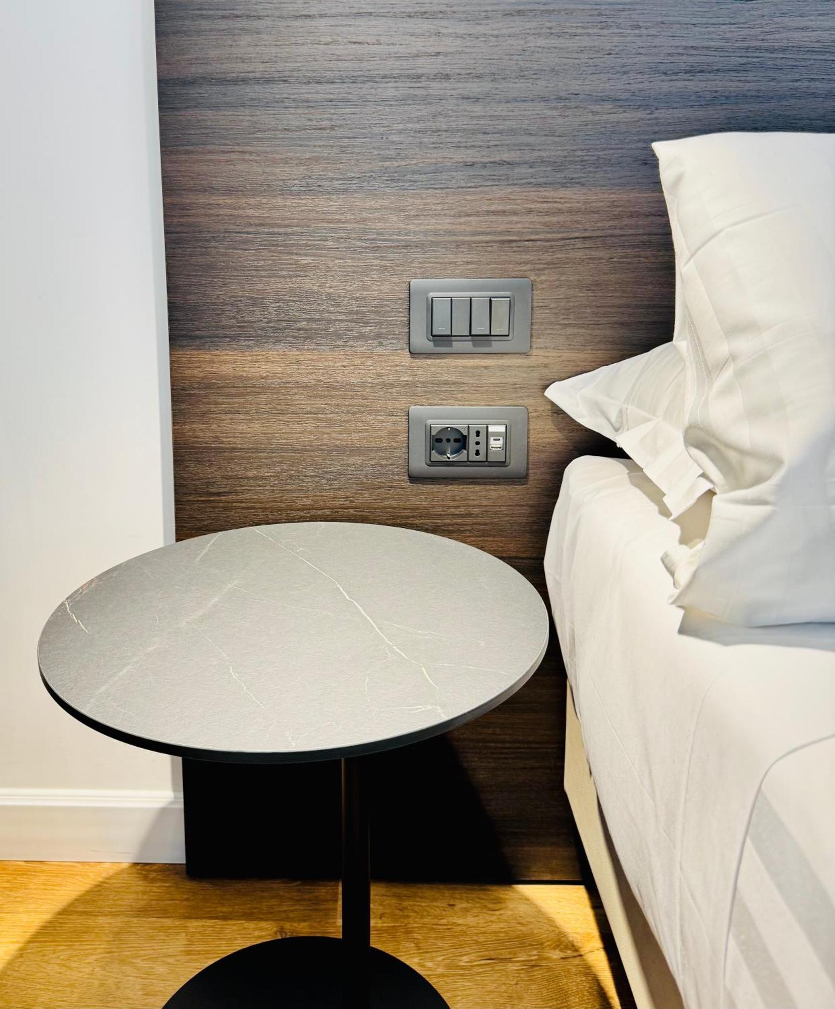 Museum Hospitality - Vatican Apartments โรม ภายนอก รูปภาพ
