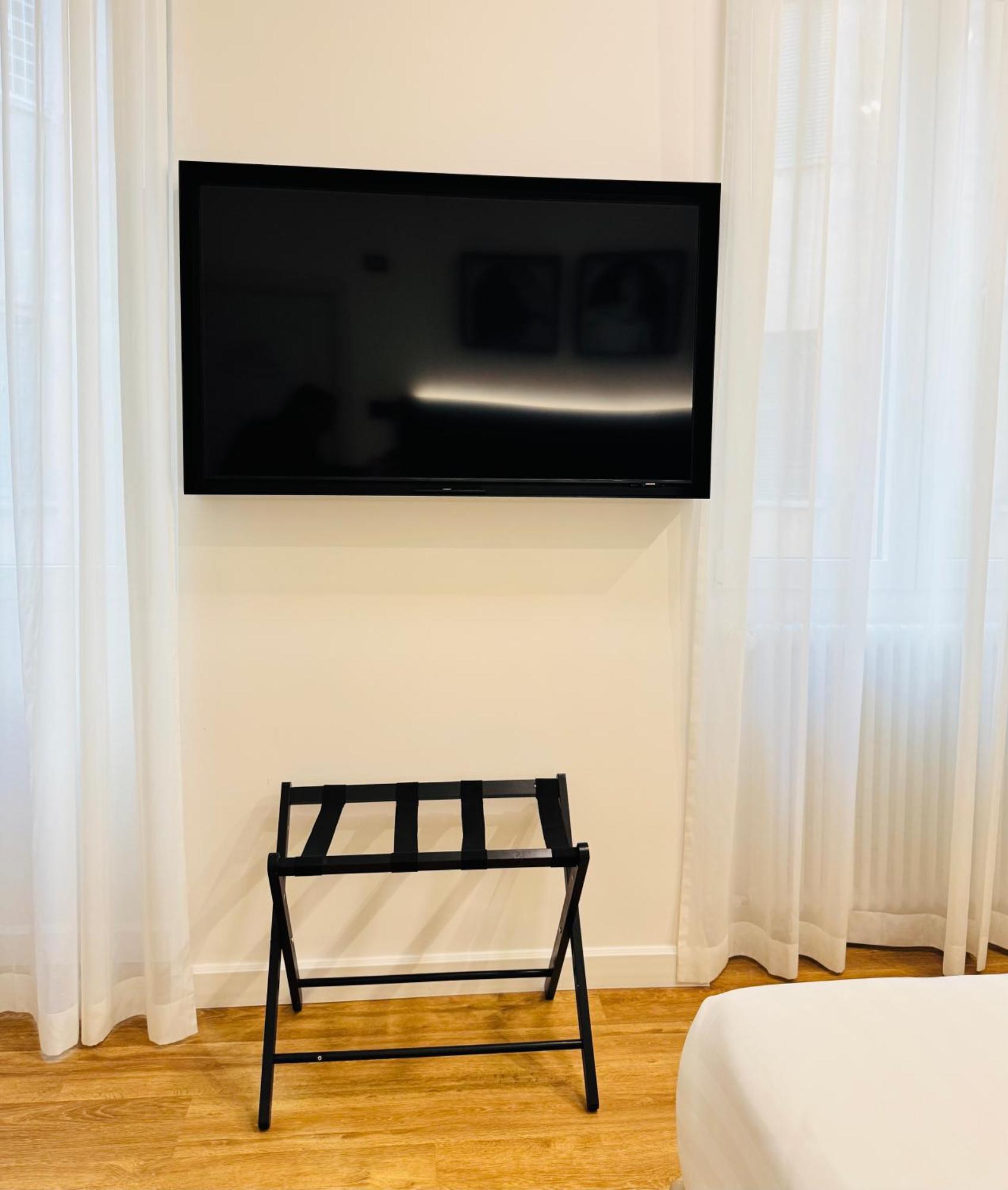Museum Hospitality - Vatican Apartments โรม ภายนอก รูปภาพ